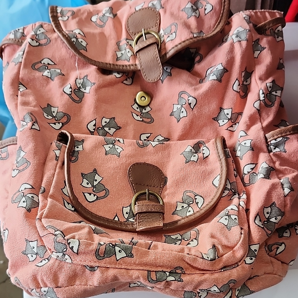 Chic Fox Print Coral Backpack